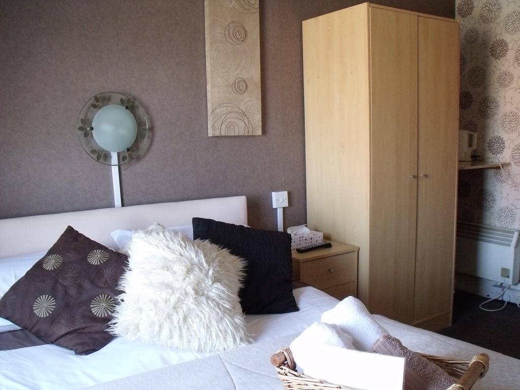The Derby Hotel Blackpool Rum bild