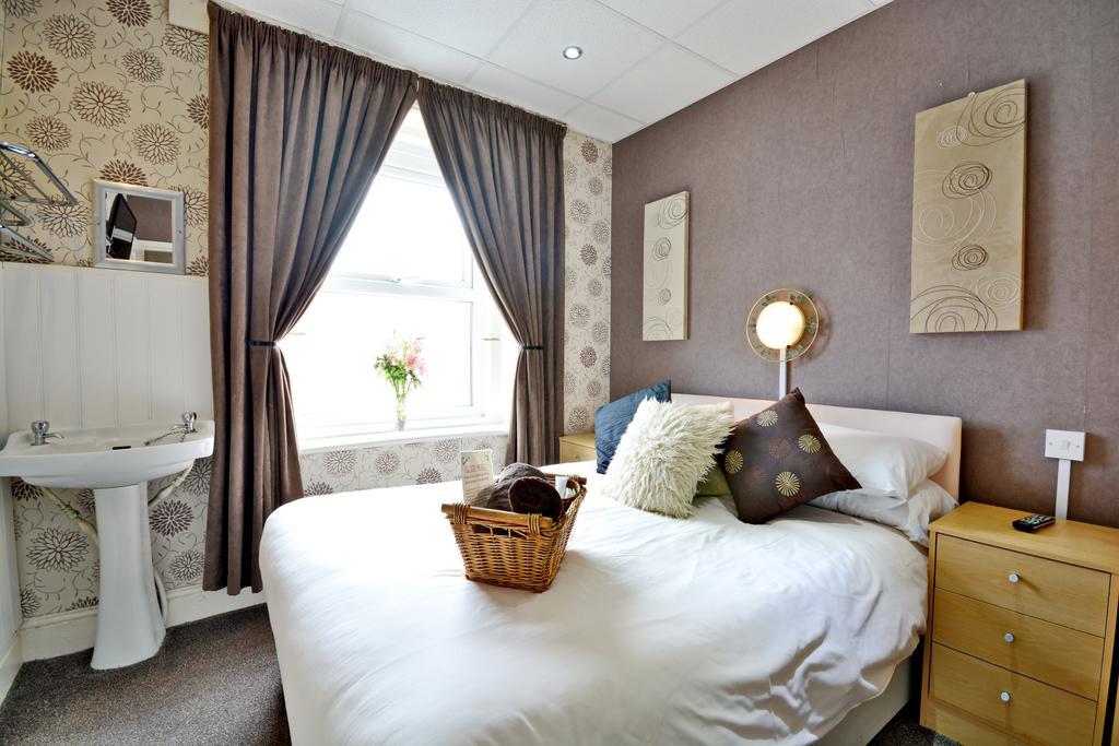 The Derby Hotel Blackpool Exteriör bild