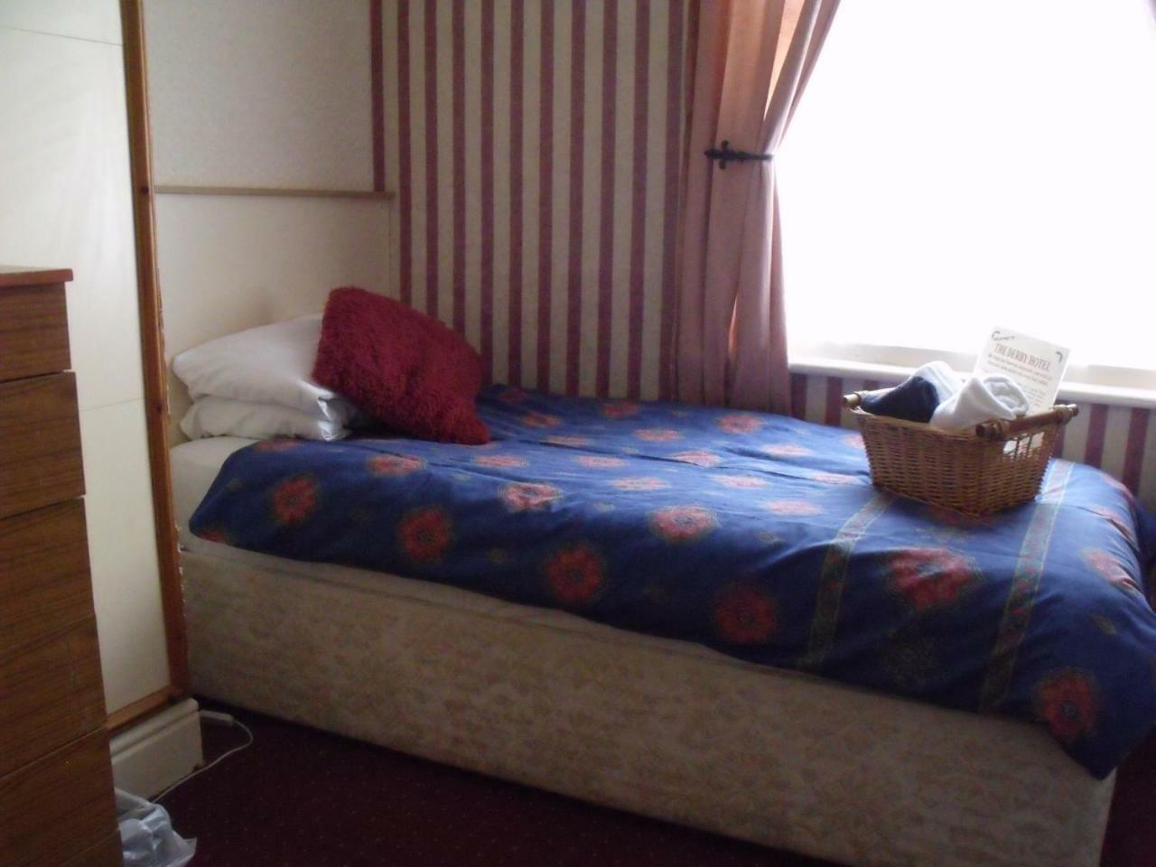 The Derby Hotel Blackpool Rum bild
